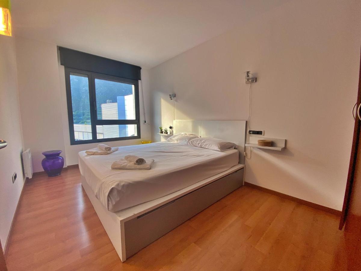Апартаменты Tucamp 3,7 A 30 Mts De Funicamp Енкамп Экстерьер фото